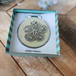 Spring Street Compact Mirror